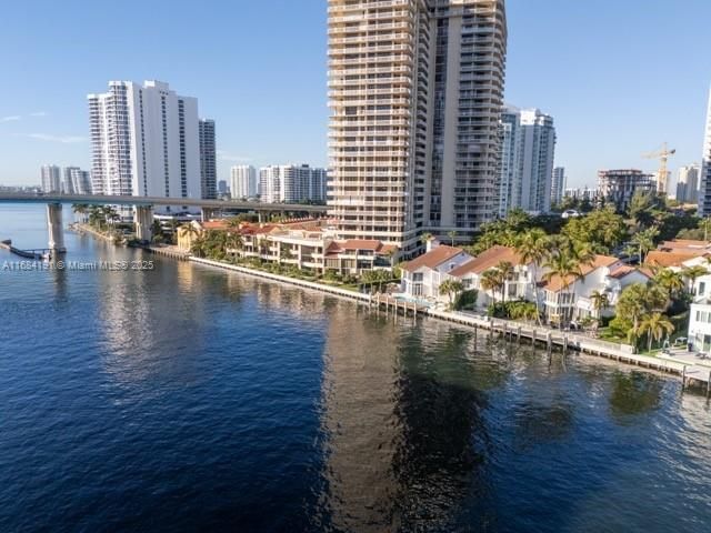 19555 NE 37th Ave, Aventura, FL 33180 Photo