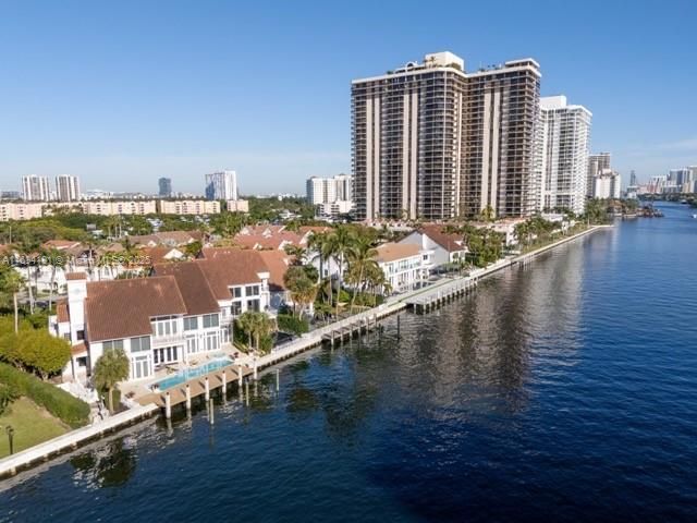 19555 NE 37th Ave, Aventura, FL 33180 Photo