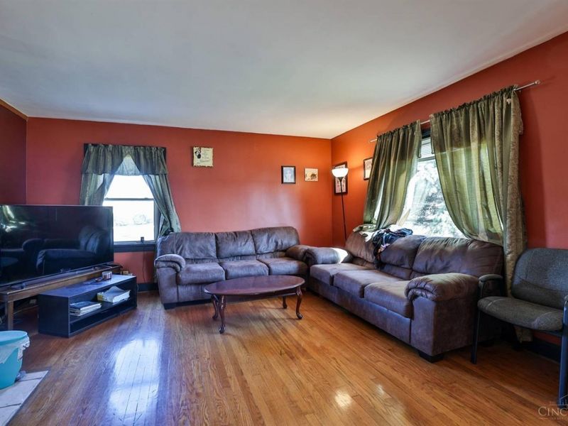 8523 Cincinnati Columbus Road, West Chester, OH 45069 Photo 5