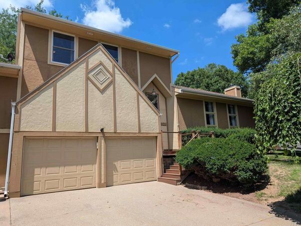 3725 Lindenwood Street, Sioux City, IA 51104
