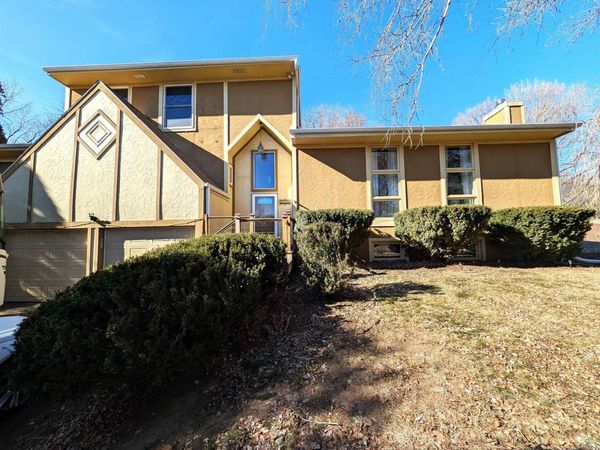 3725 Lindenwood Street, Sioux City, IA 51104