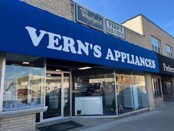210 S Main Street, Lodi, WI 53555