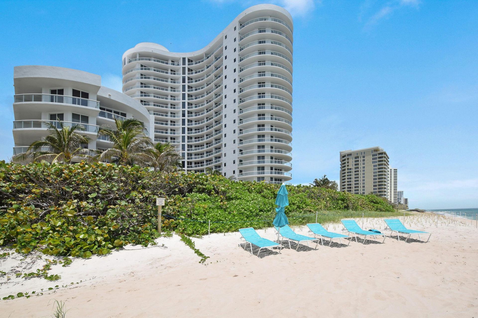 4600 N Ocean Drive, Unit 902, Singer Island, FL 33404 Photo