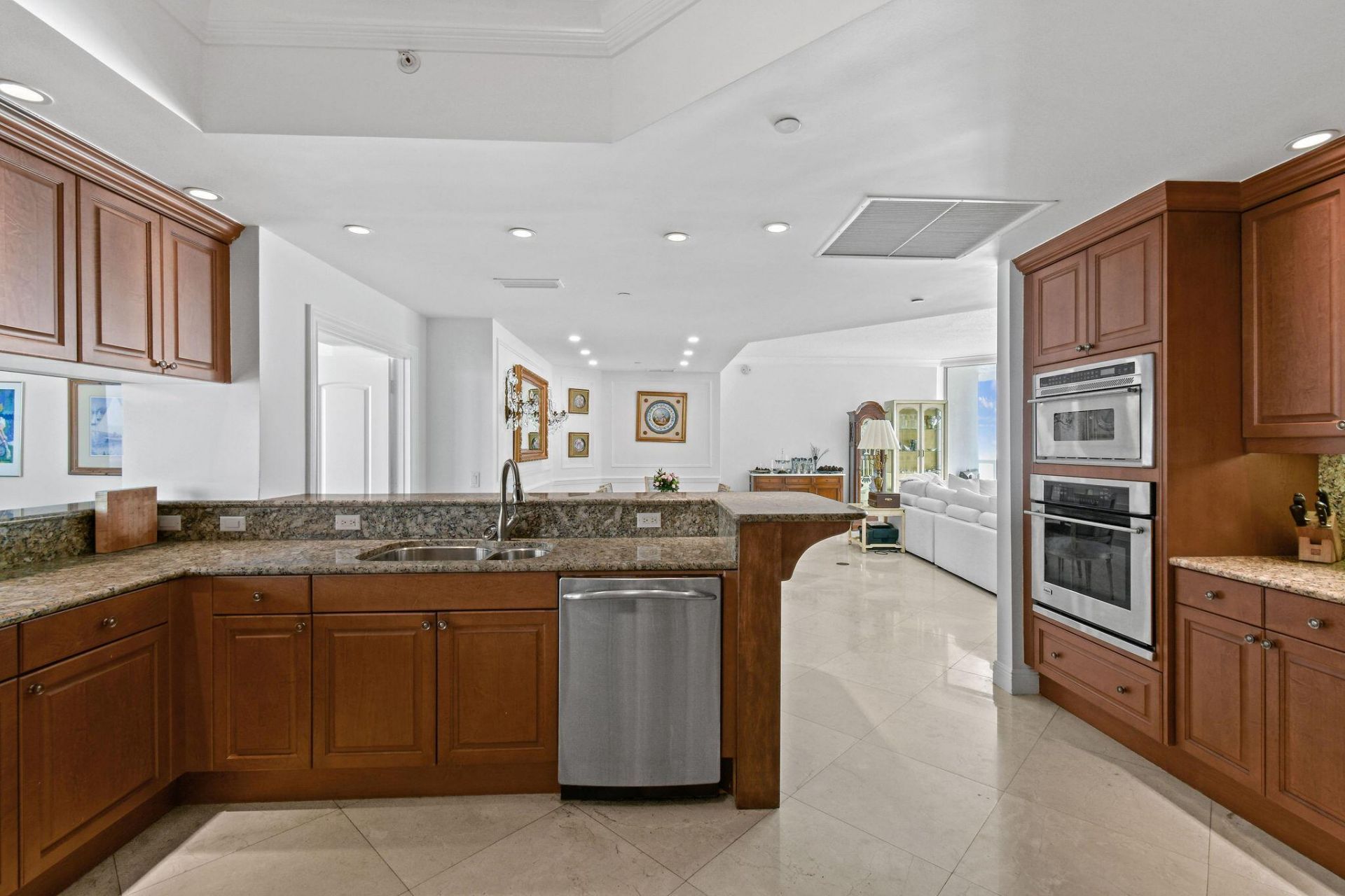 4600 N Ocean Drive, Unit 902, Singer Island, FL 33404 Photo