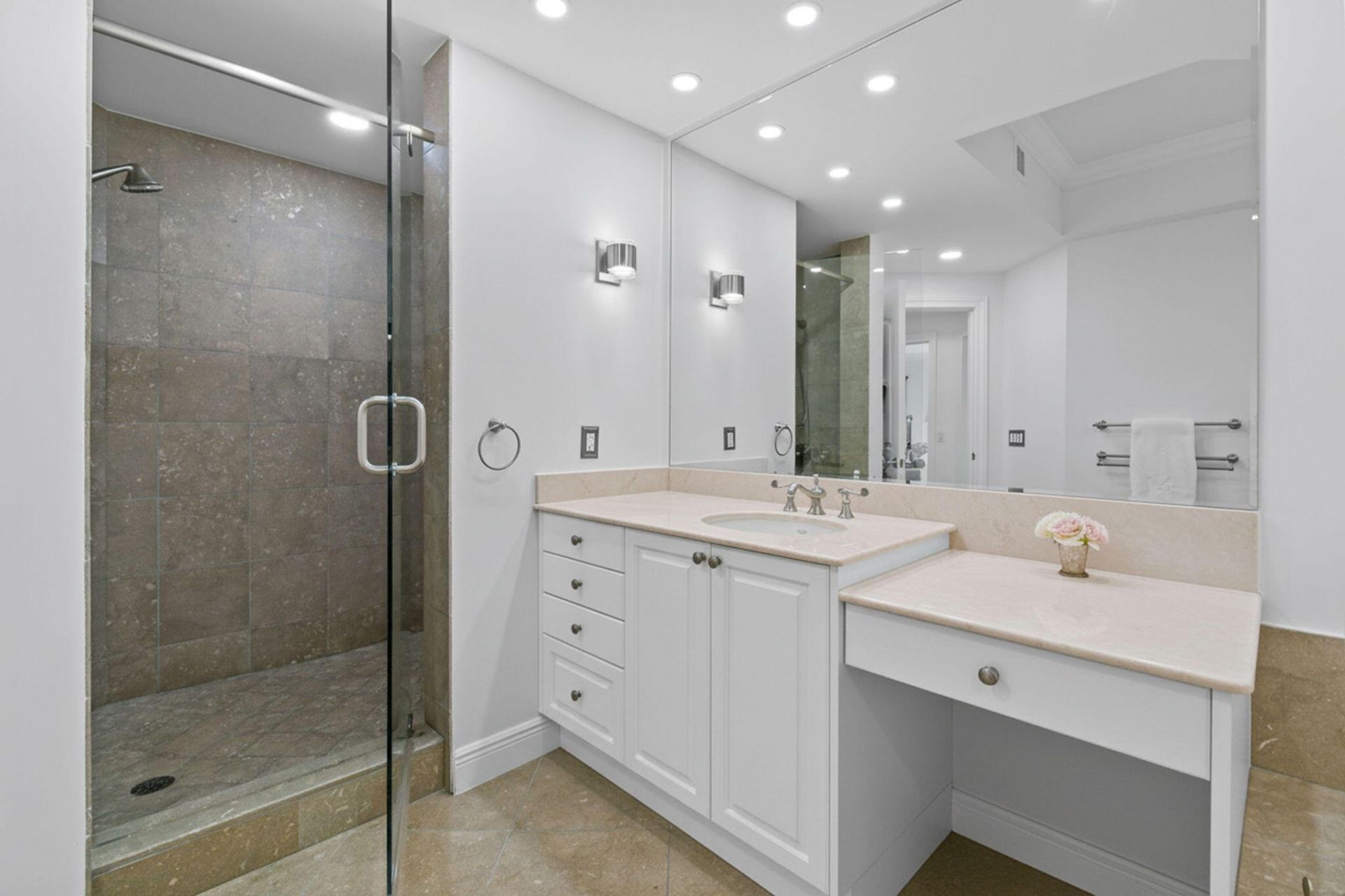 4600 N Ocean Drive, Unit 902, Singer Island, FL 33404 Photo