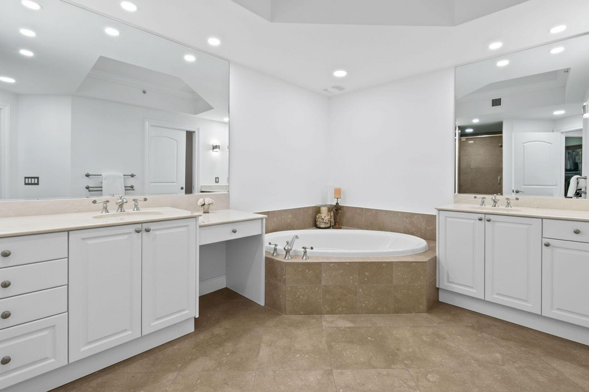 4600 N Ocean Drive, Unit 902, Singer Island, FL 33404 Photo