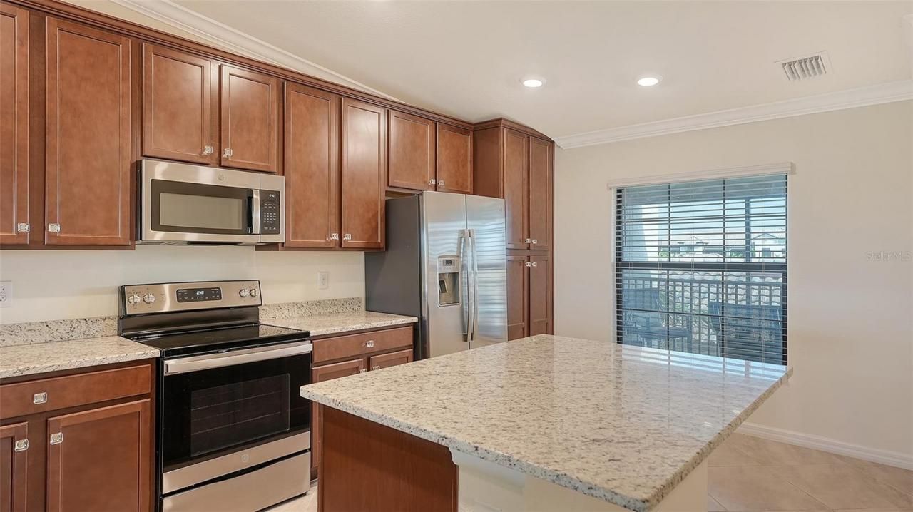 5710 Palmer Circle, Unit 201, Bradenton, FL 34211 Photo