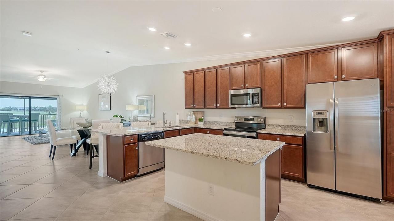 5710 Palmer Circle, Unit 201, Bradenton, FL 34211 Photo