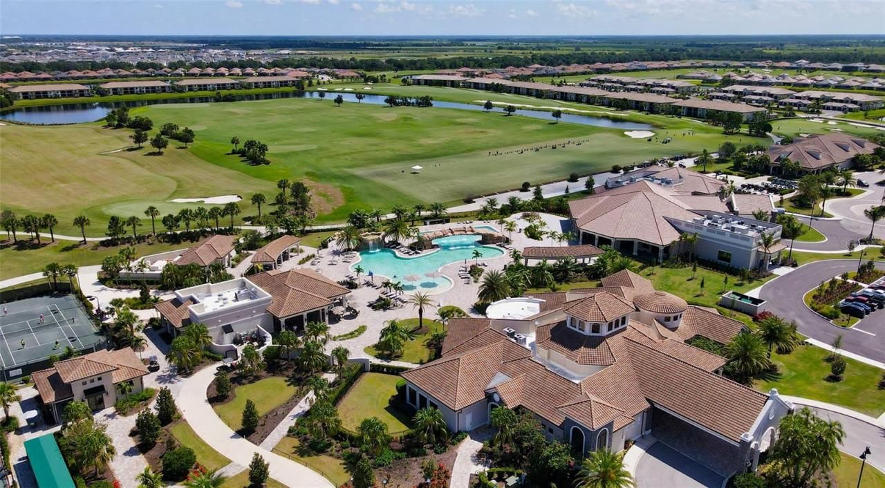 5710 Palmer Circle, Unit 201, Bradenton, FL 34211 Photo