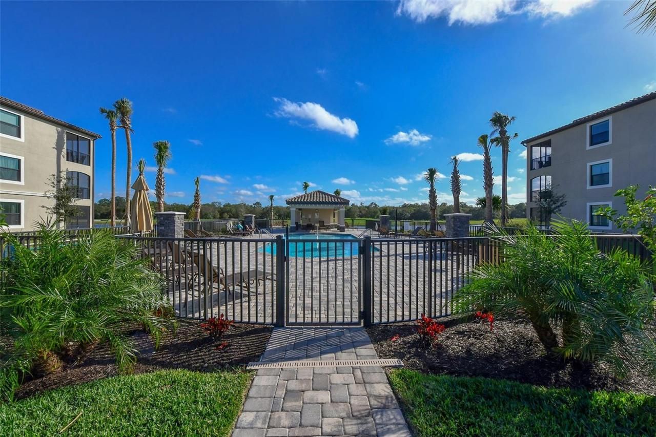 5710 Palmer Circle, Unit 201, Bradenton, FL 34211 Photo