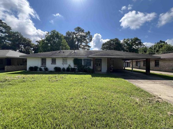 8860 Sharon Hills St, Baton Rouge, LA 70811