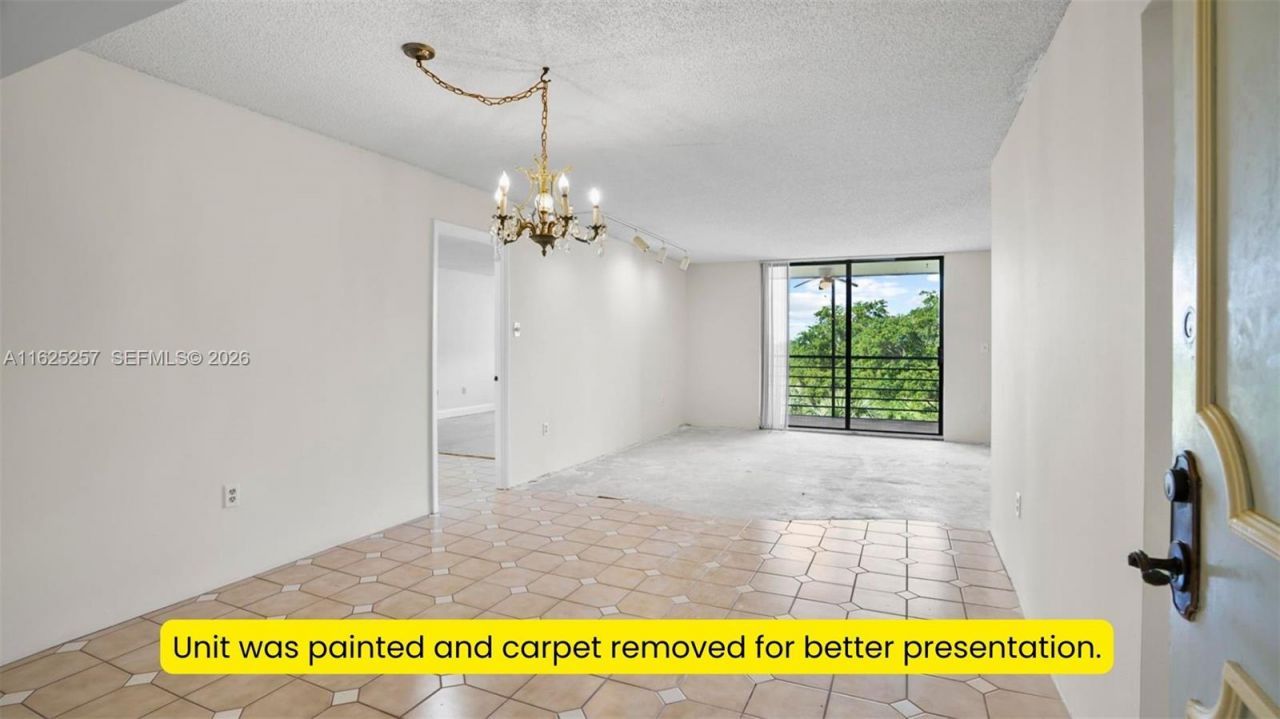 1000 Saint Charles Pl, Unit 522, Pembroke Pines, FL 33026 Photo