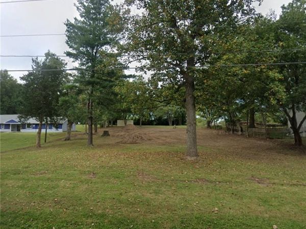 2100 James Downey Road, Independence, MO 64057