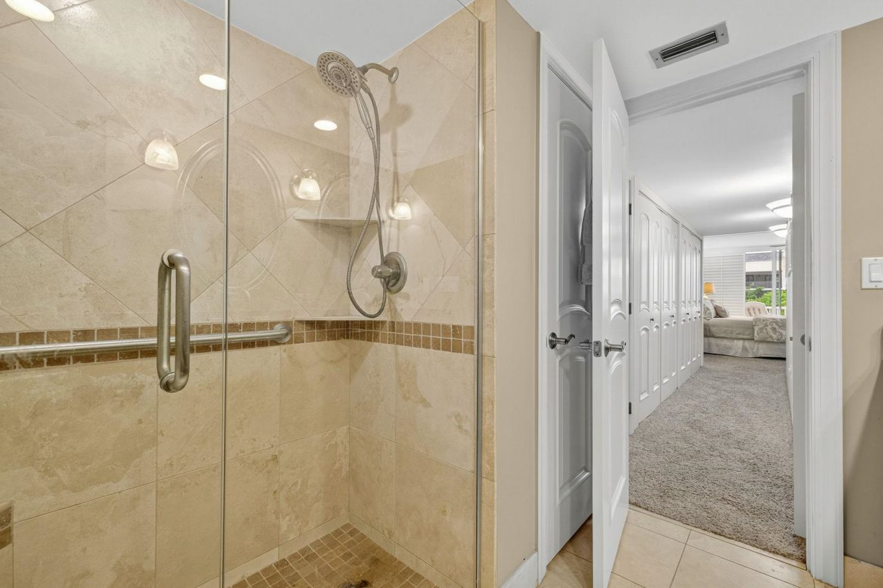 200 Periwinkle Way, Unit 232, Sanibel, FL 33957 Photo