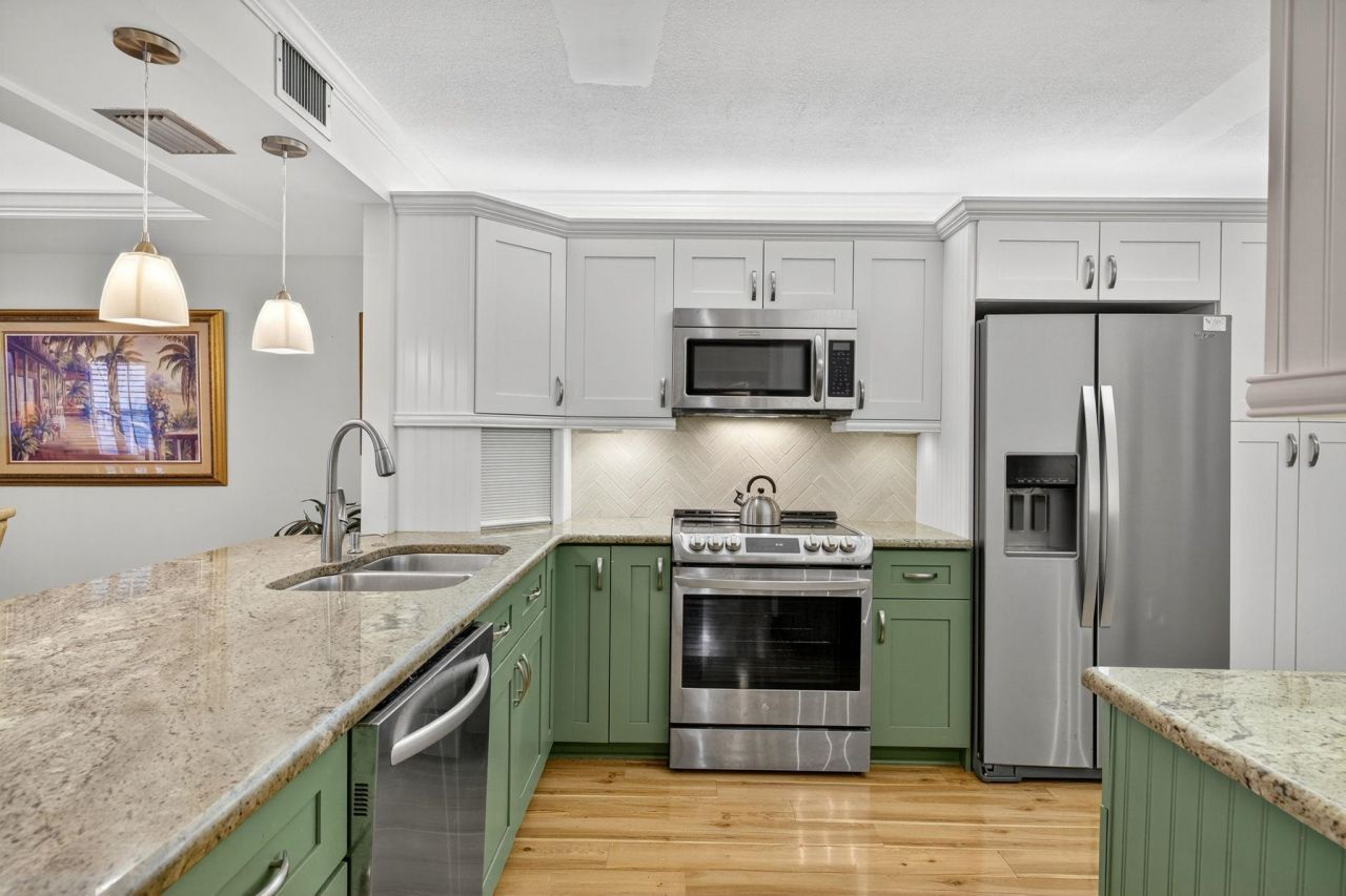 200 Periwinkle Way, Unit 232, Sanibel, FL 33957 Photo