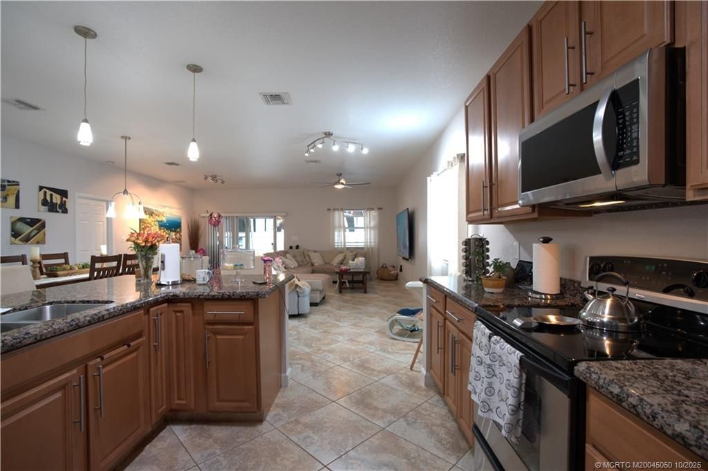 115 SW 1st Court, Dania, FL 33004 Photo