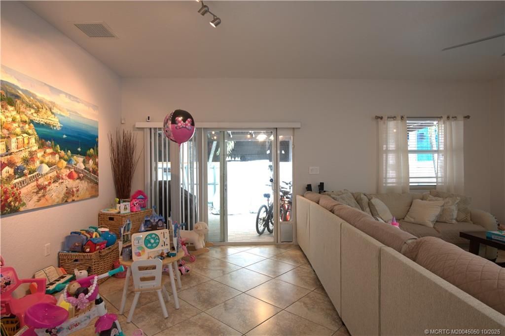 115 SW 1st Court, Dania, FL 33004 Photo