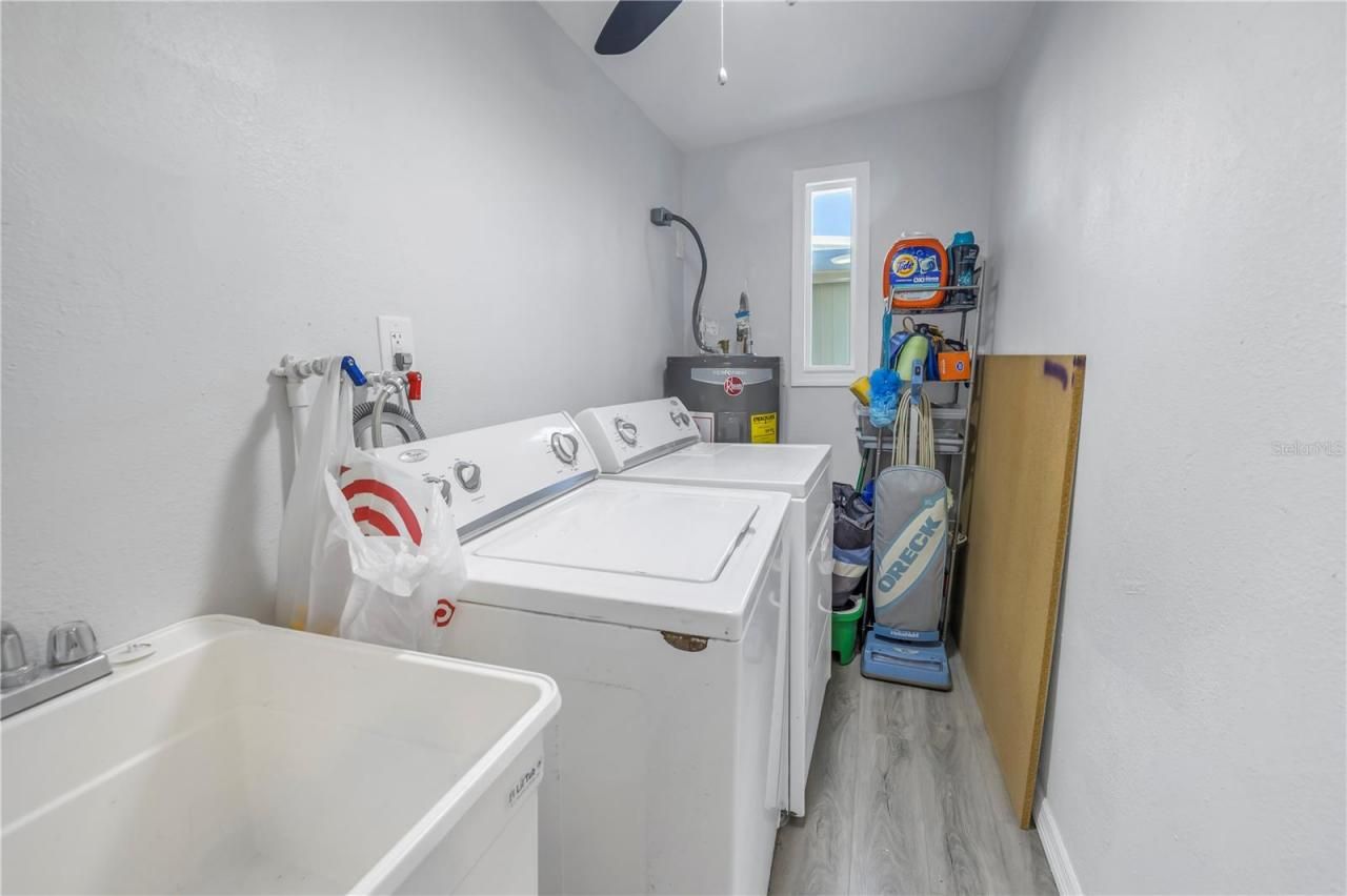 1905 Minnesota Avenue, Bradenton, FL 34207 Photo