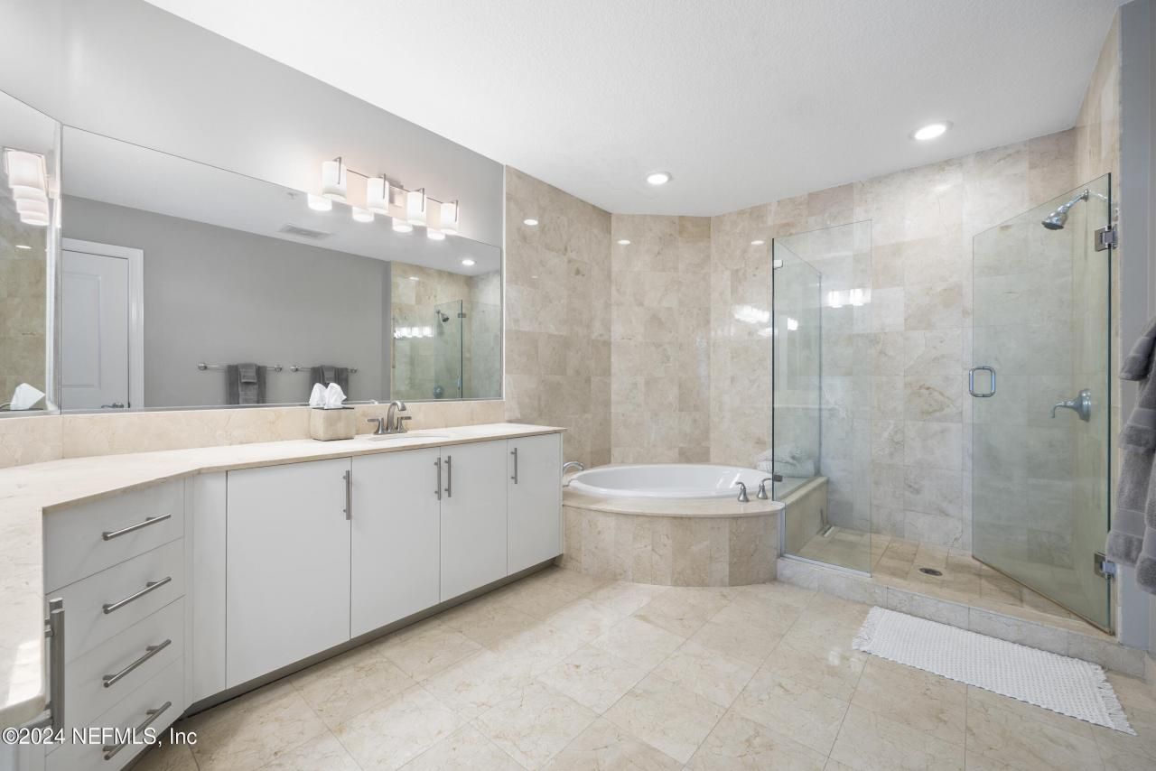 1431 Riverplace Boulevard, Unit 2602, Jacksonville, FL 32207 Photo