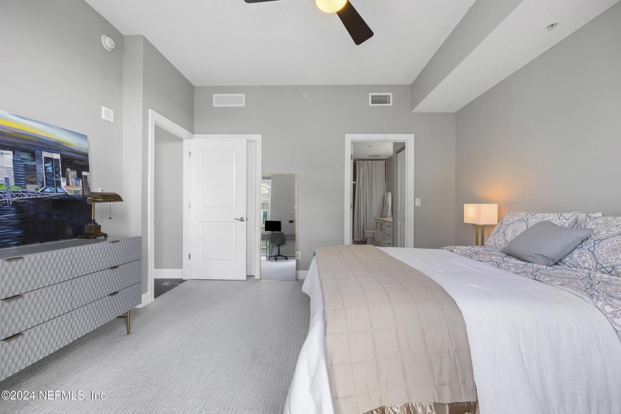 1431 Riverplace Boulevard, Unit 2602, Jacksonville, FL 32207 Photo