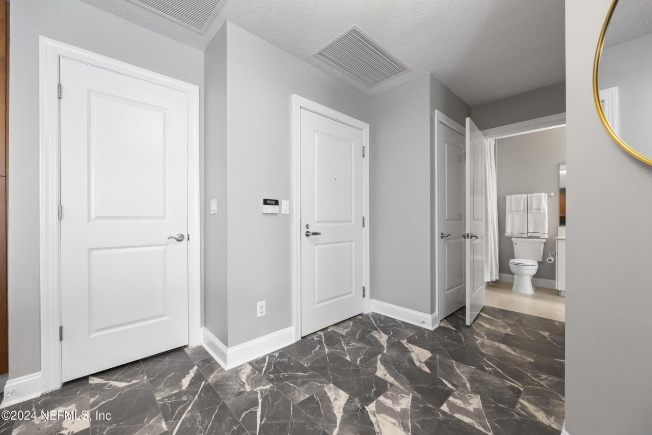1431 Riverplace Boulevard, Unit 2602, Jacksonville, FL 32207 Photo