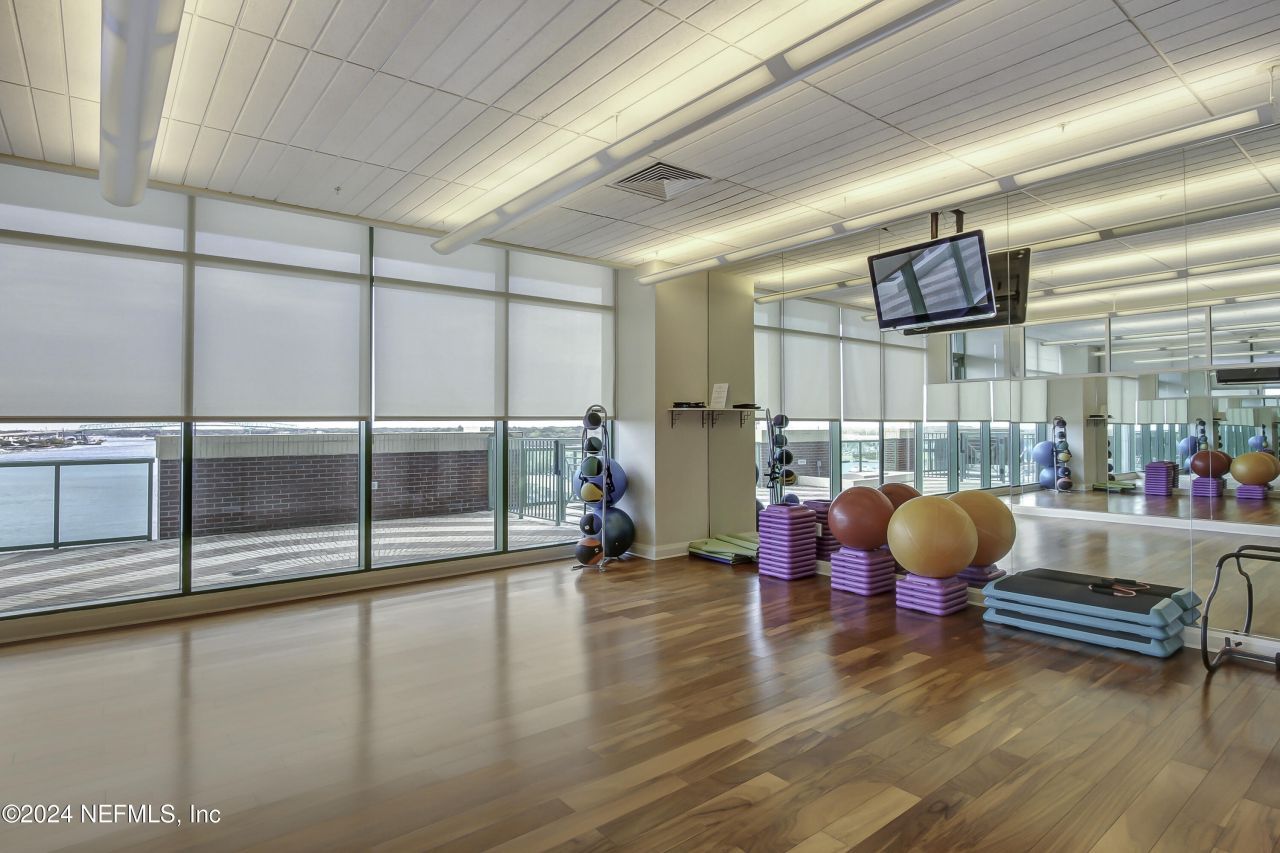 1431 Riverplace Boulevard, Unit 2602, Jacksonville, FL 32207 Photo