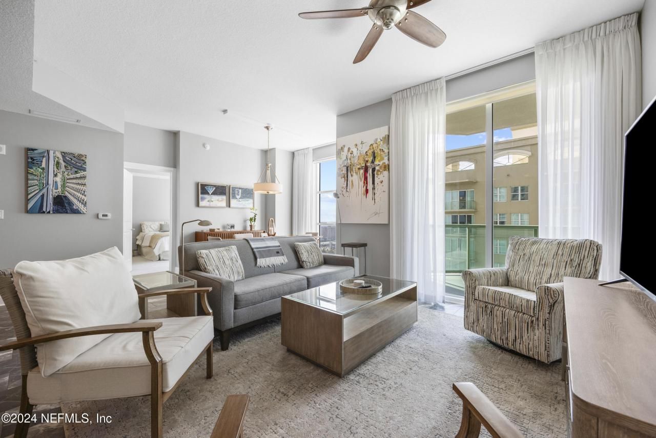 1431 Riverplace Boulevard, Unit 2602, Jacksonville, FL 32207 Photo