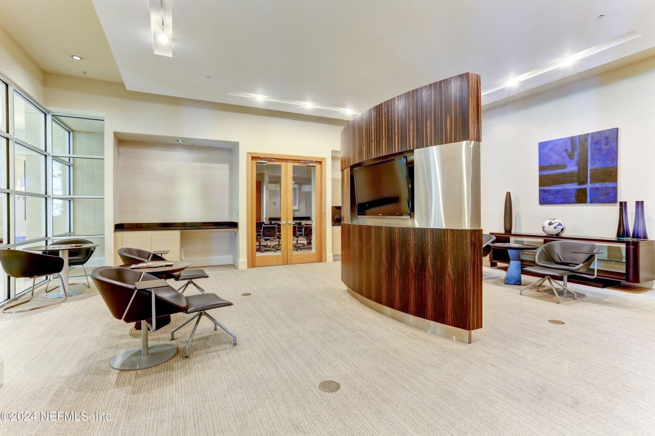 1431 Riverplace Boulevard, Unit 2602, Jacksonville, FL 32207 Photo