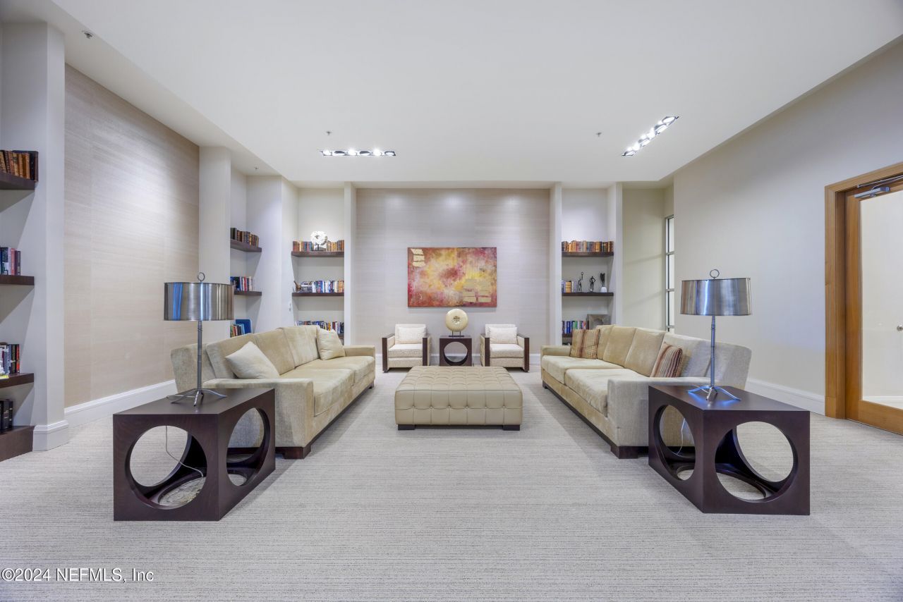 1431 Riverplace Boulevard, Unit 2602, Jacksonville, FL 32207 Photo