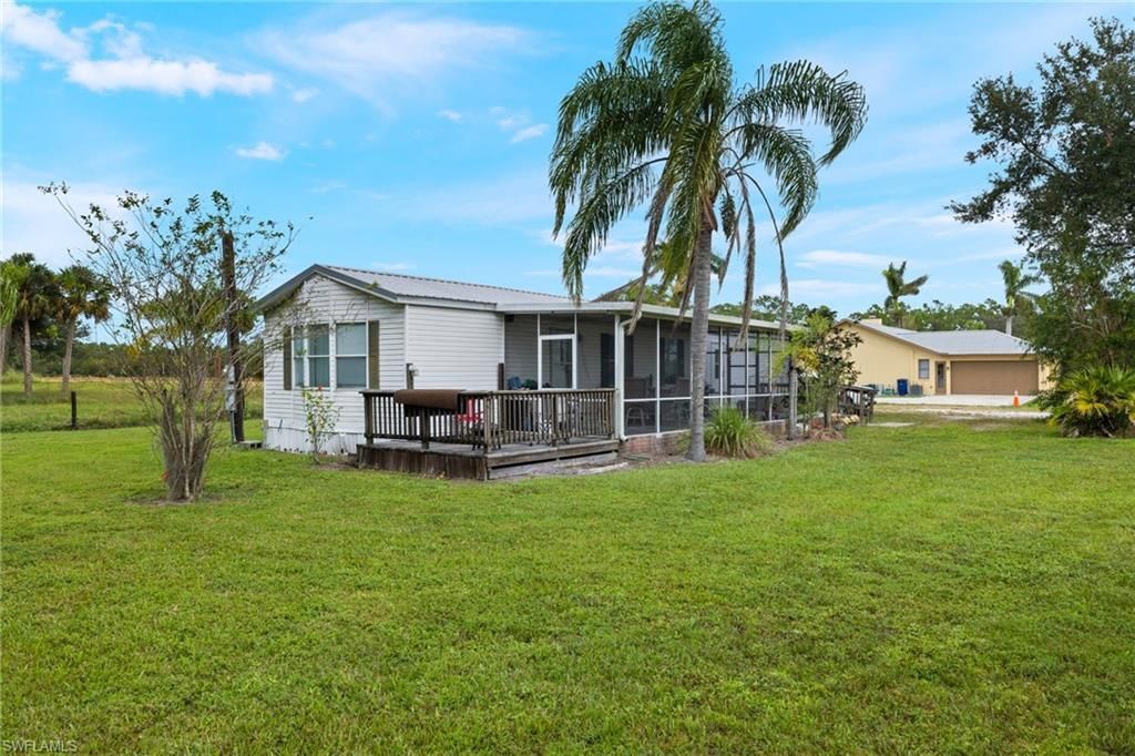 19651 State Road 31, North Fort Myers, FL 33917 Photo