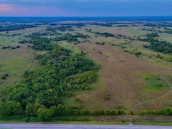 24 State Road 22, Caddo, OK 74729