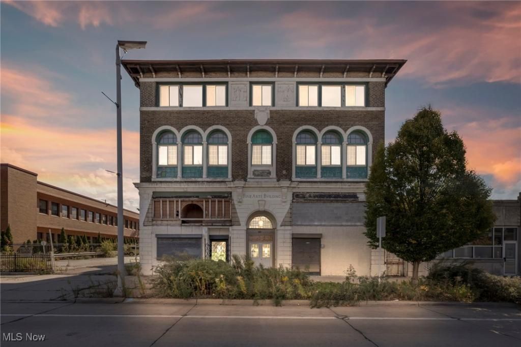 3226 Euclid Avenue, Cleveland, OH 44115 Main Photo