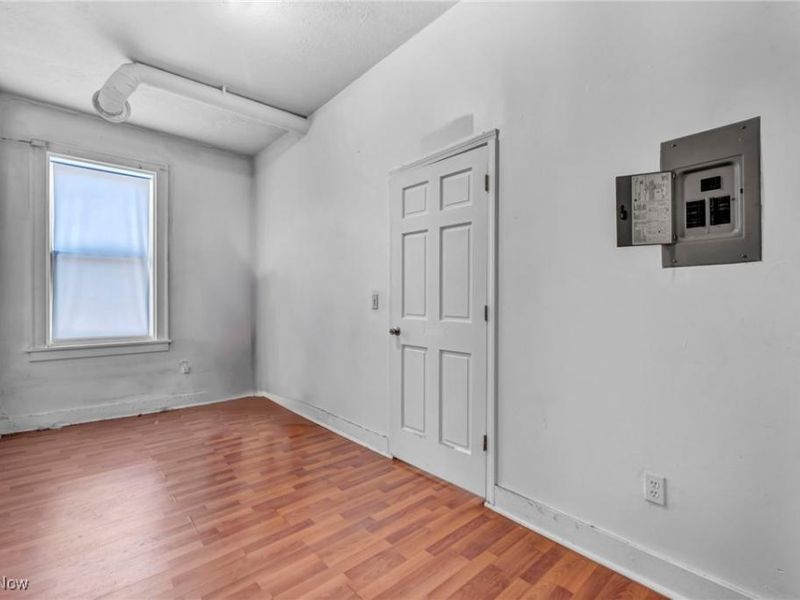 3226 Euclid Avenue, Cleveland, OH 44115 Photo 18