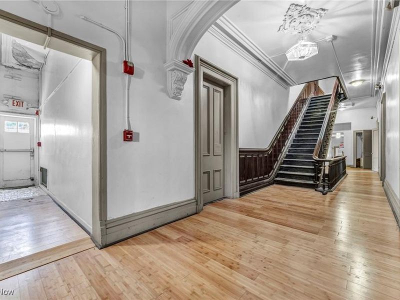 3226 Euclid Avenue, Cleveland, OH 44115 Photo 20