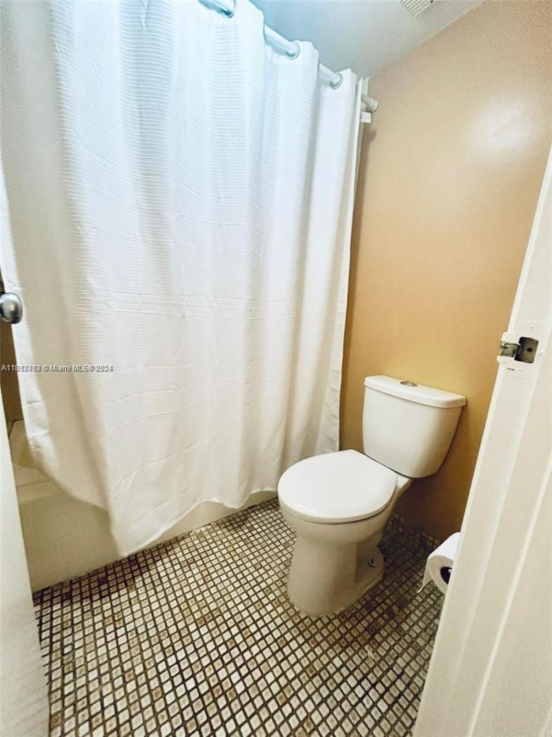Please Call For Address, Unit 409, Miami Beach, FL 33140 Photo