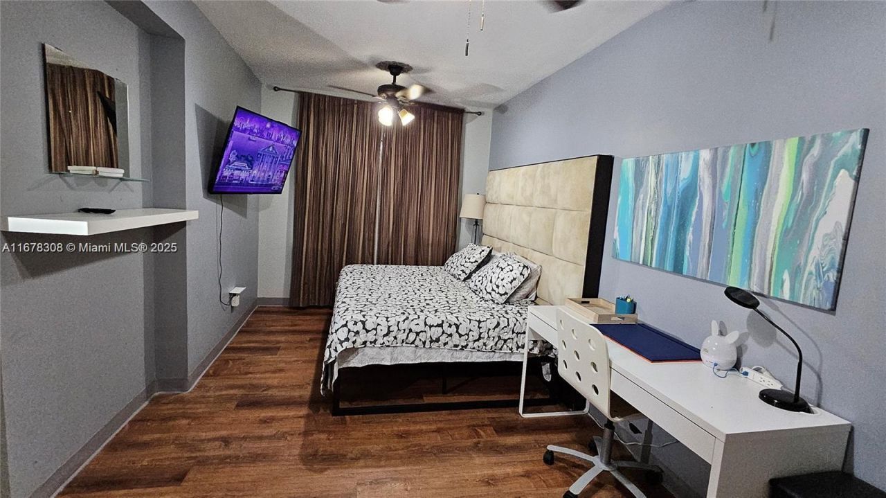 3600 SW S Le Jeune Rd, Unit 3600, Coral Gables, FL 33134 Photo