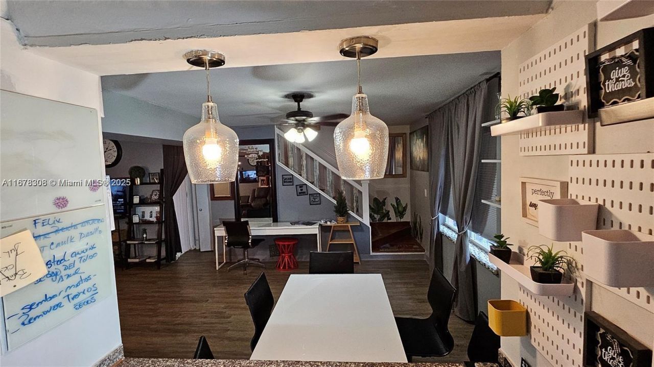 3600 SW S Le Jeune Rd, Unit 3600, Coral Gables, FL 33134 Photo