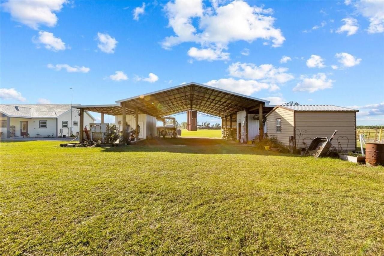 9271 NW 70 Street, Chiefland, FL 32626 Photo