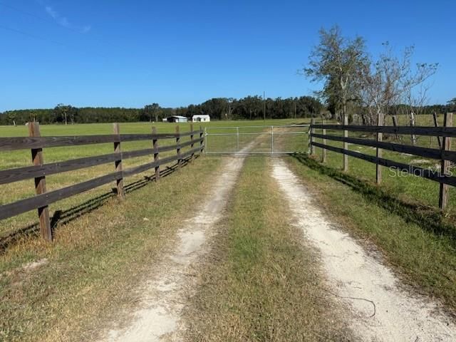 9271 NW 70 Street, Chiefland, FL 32626 Photo