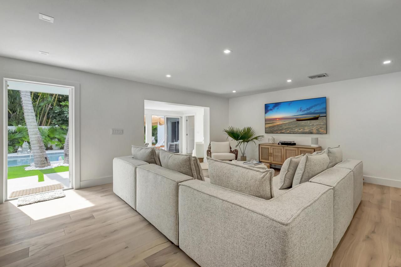 103 S Atlantic Drive, Lantana, FL 33462 Photo