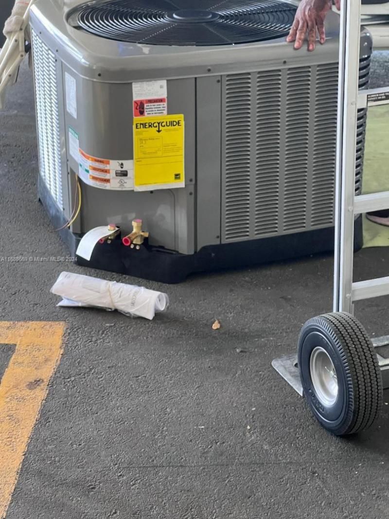 111 Golden Isles Dr, Unit G5, Hallandale Beach, FL 33009 Photo