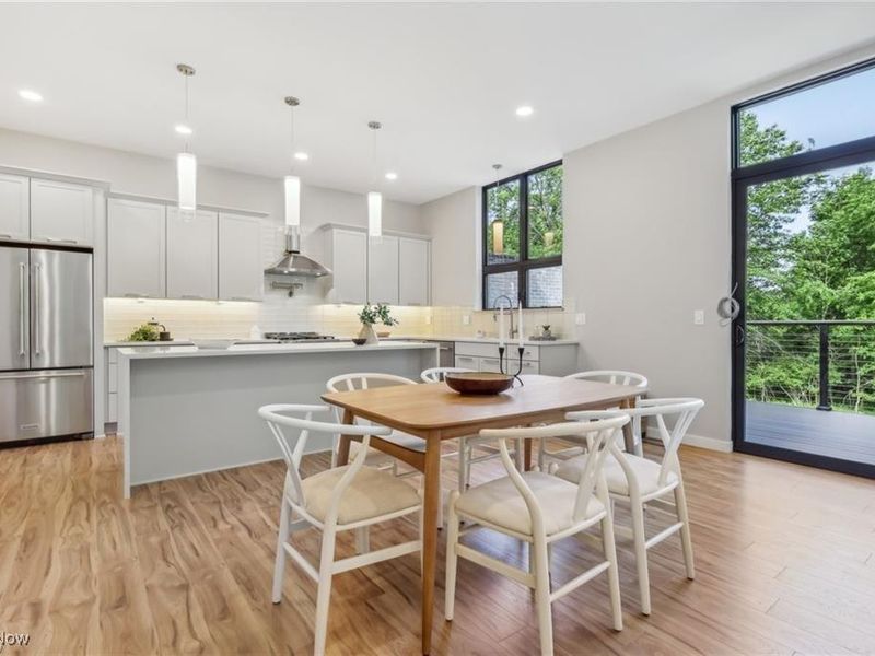 28276 Hallberg Drive, Westlake, OH 44145 Photo 10