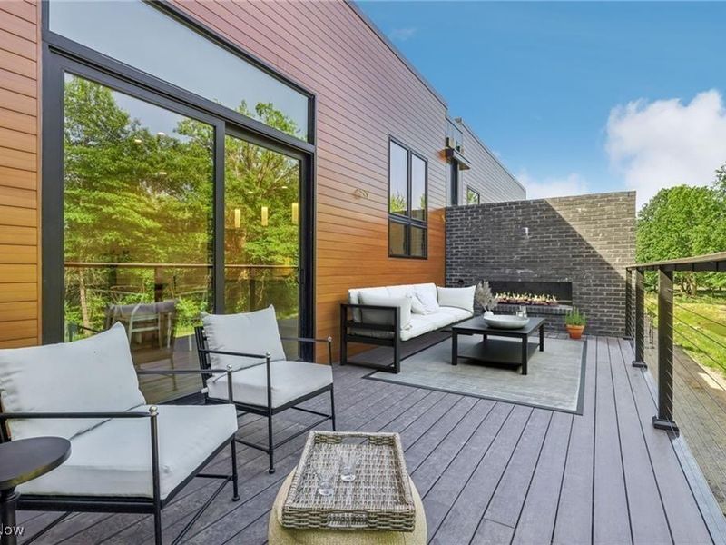 28282 Hallberg Drive, Westlake, OH 44145 Photo 5