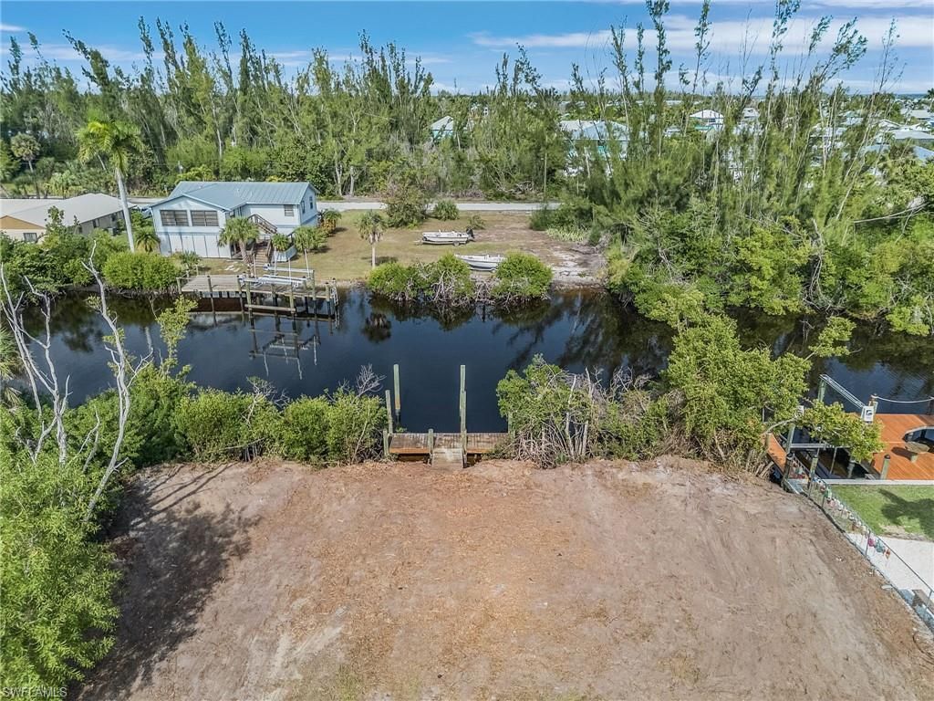 5260 Genesee Pkwy, Bokeelia, FL 33922 Photo