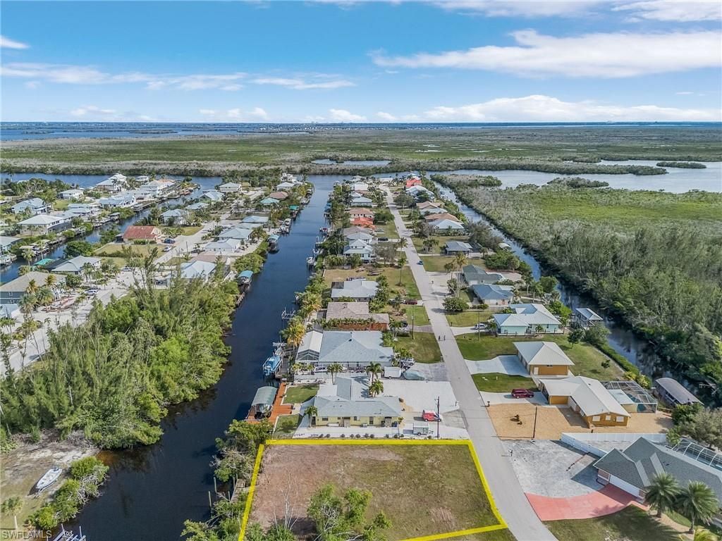 5260 Genesee Pkwy, Bokeelia, FL 33922 Photo