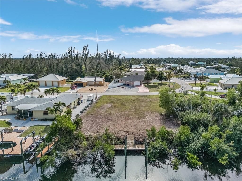 5260 Genesee Pkwy, Bokeelia, FL 33922 Photo