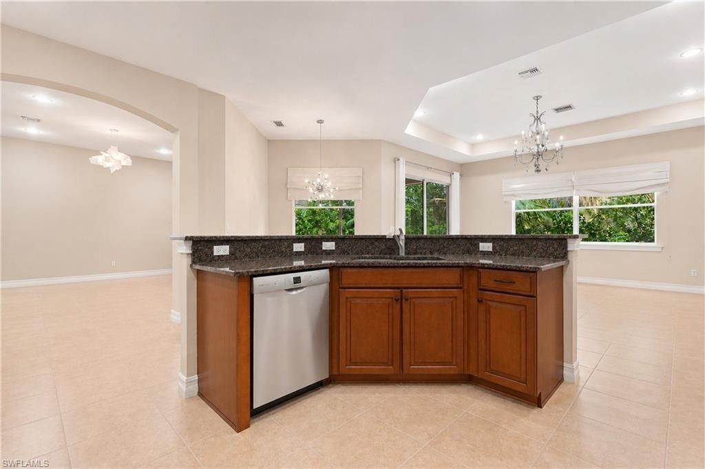 291 Saddlebrook Ln, Naples, FL 34110 Photo