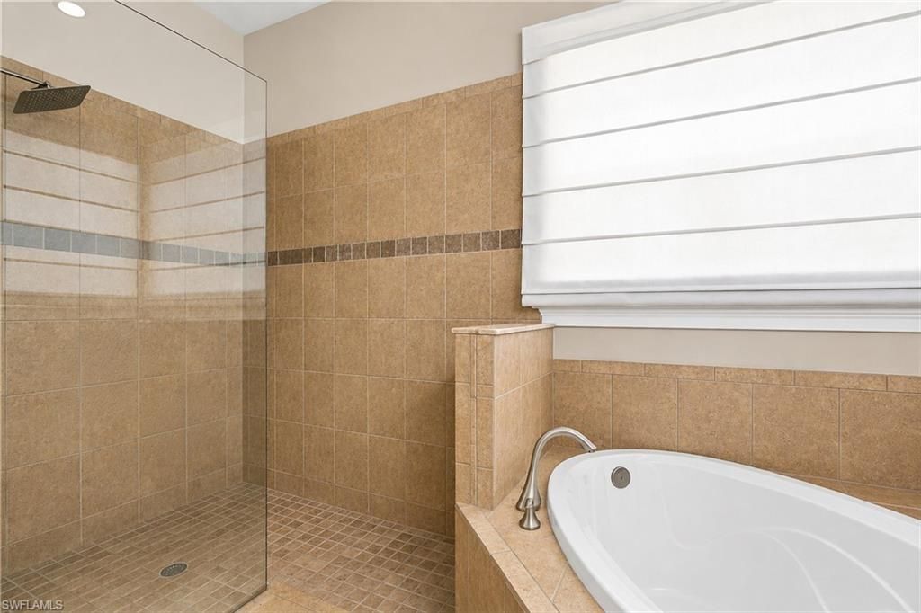 291 Saddlebrook Ln, Naples, FL 34110 Photo