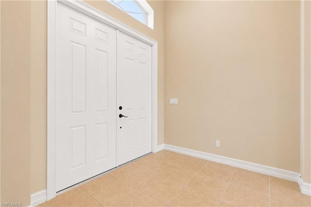 291 Saddlebrook Ln, Naples, FL 34110 Photo