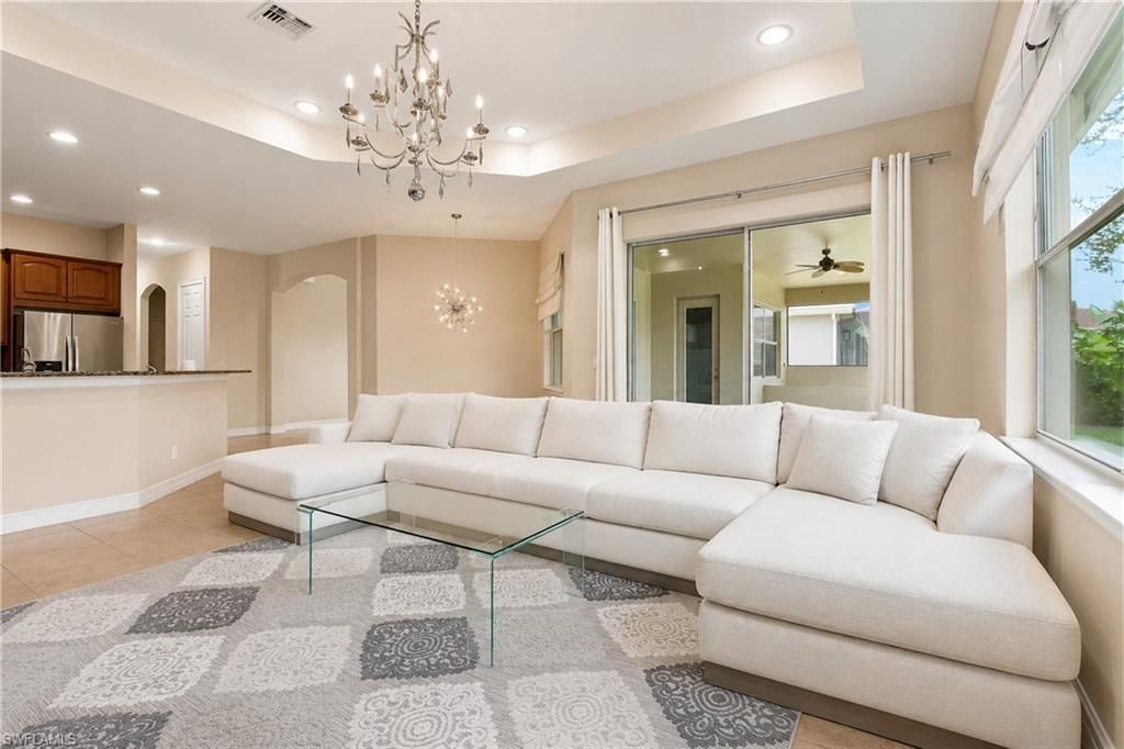 291 Saddlebrook Ln, Naples, FL 34110 Photo